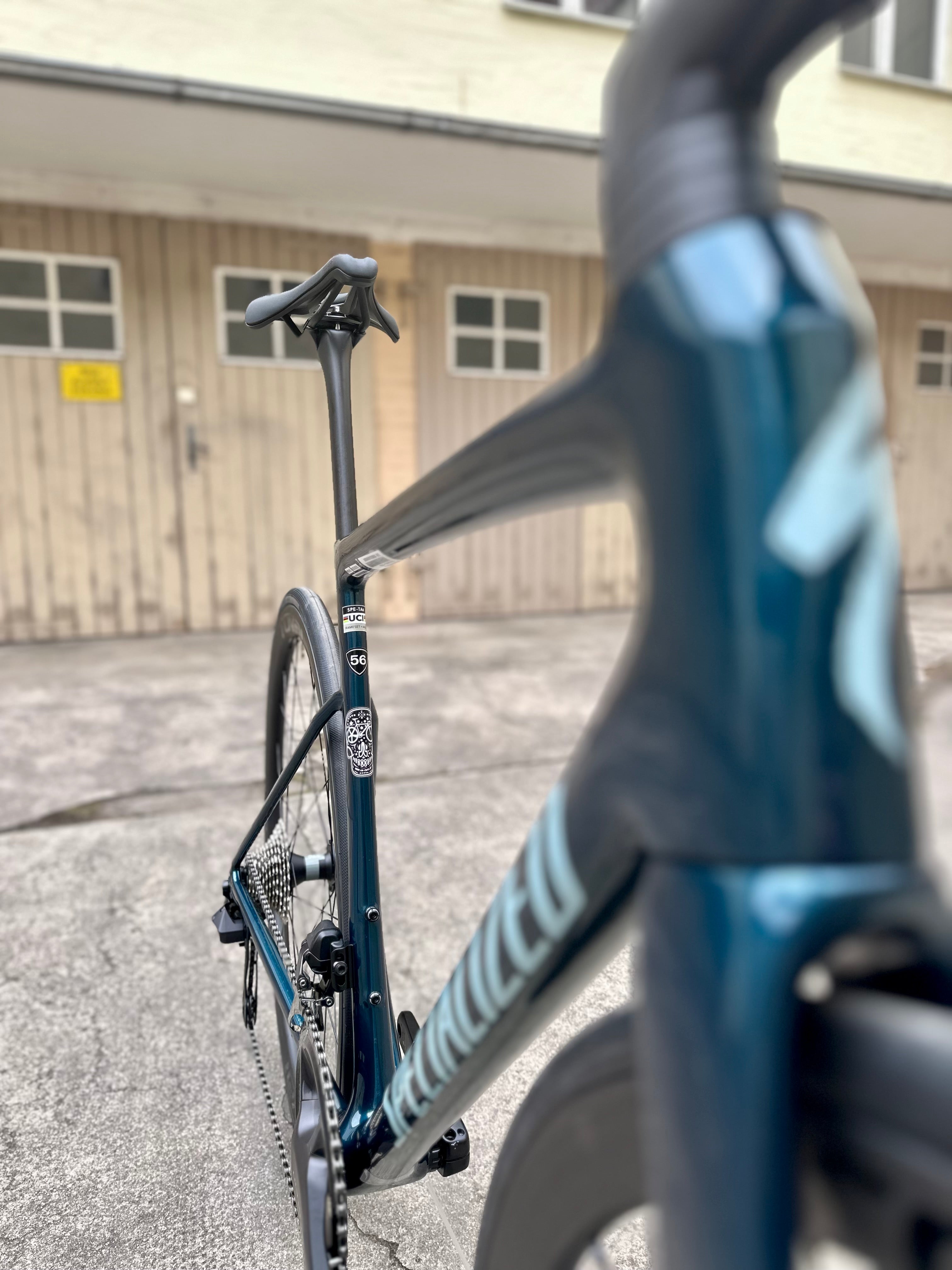 Specialized Tarmac SL8 Expert, Shimano Ultegra Di2 2x12 - Gloss Deep Lake Metallic / Green Pearl Over Seafoam