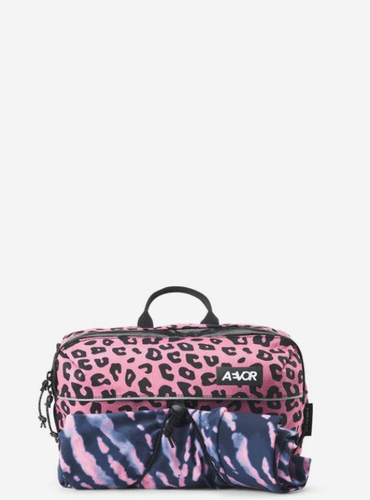 AEVOR Bar Bag Handlebar Bag - Candy Leopard