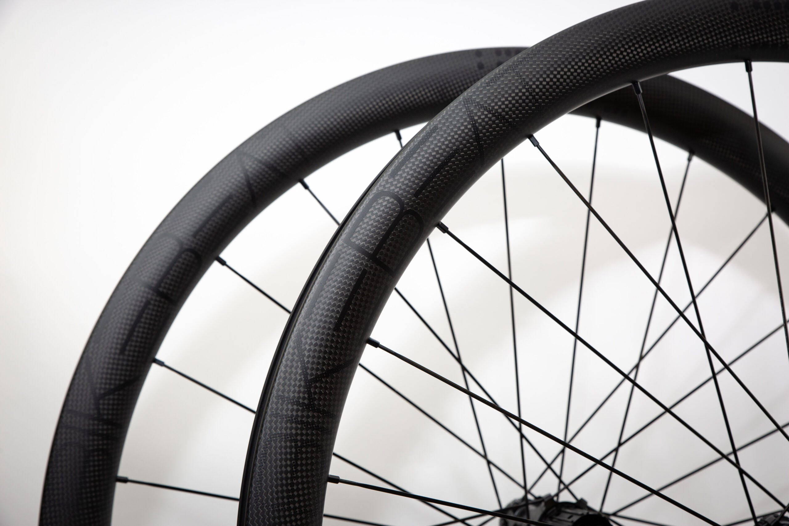 BIKEBEAT Freigeist, 40mm Carbon Gravel Laufrad-Satz