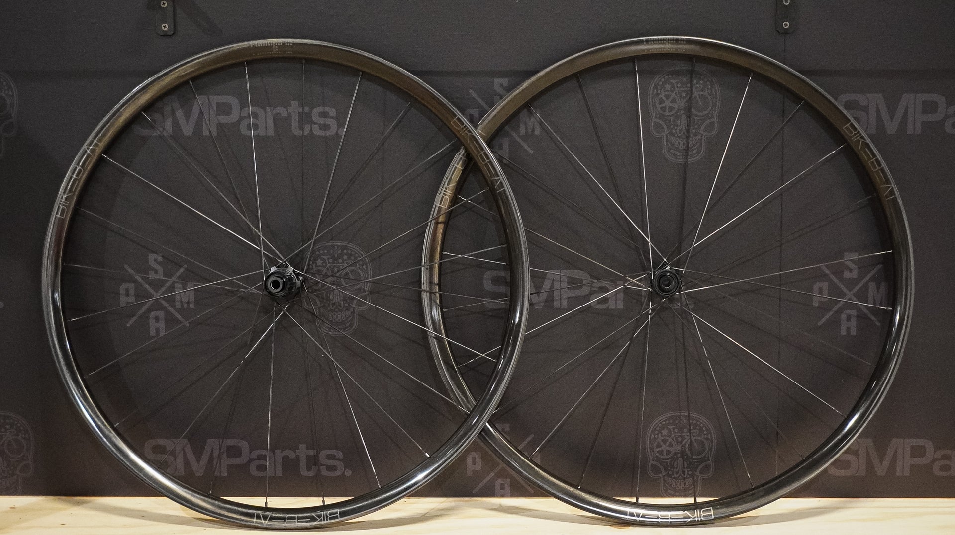 BIKEBEAT Maßstab SL 26mm carbon wheelset, only 1040g