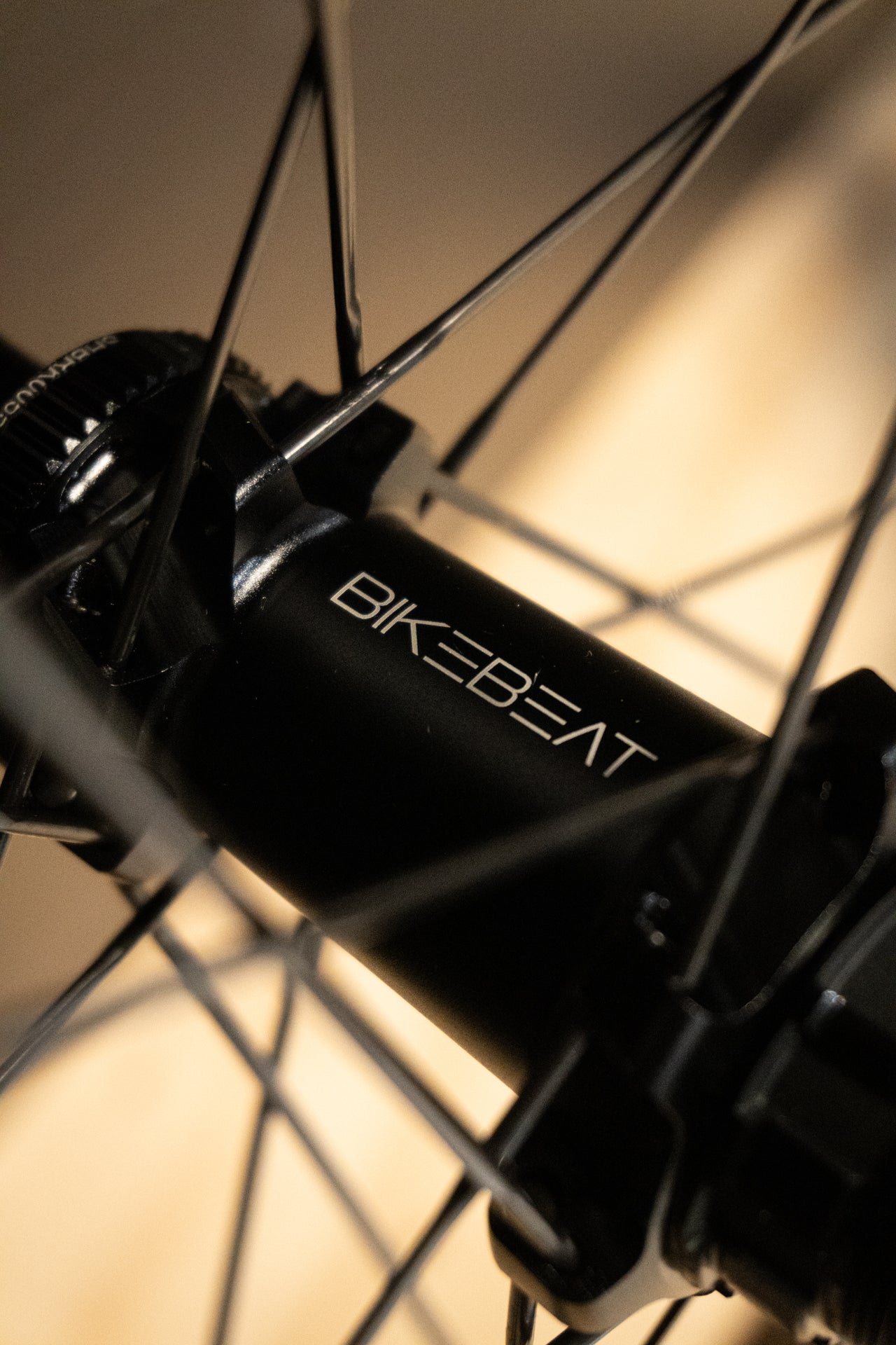 BIKEBEAT Maßstab SL 26mm carbon wheelset, only 1040g