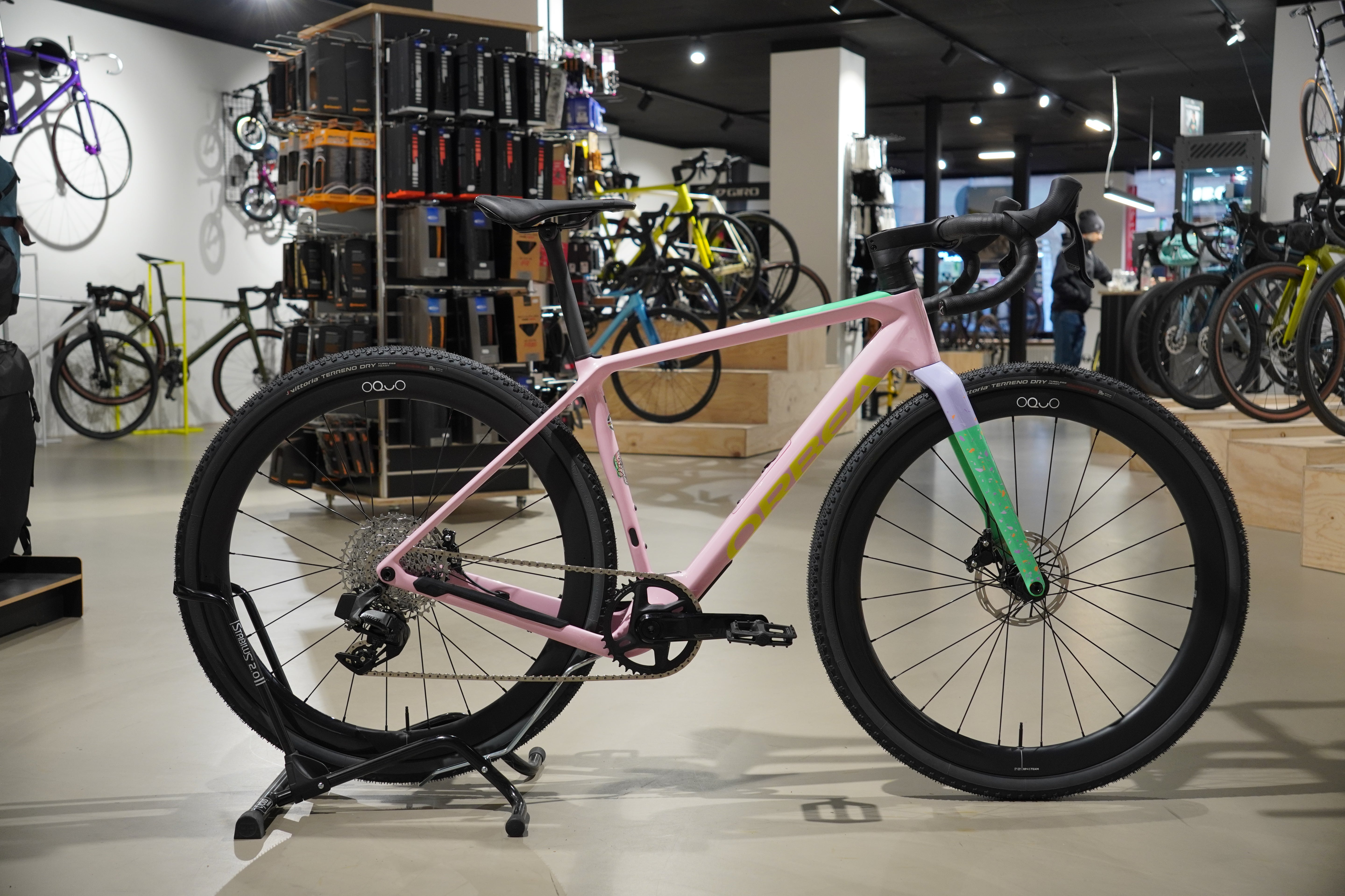 Orbea TERRA M31eTEAM, SRAM Rival AXS Carbon, MyO