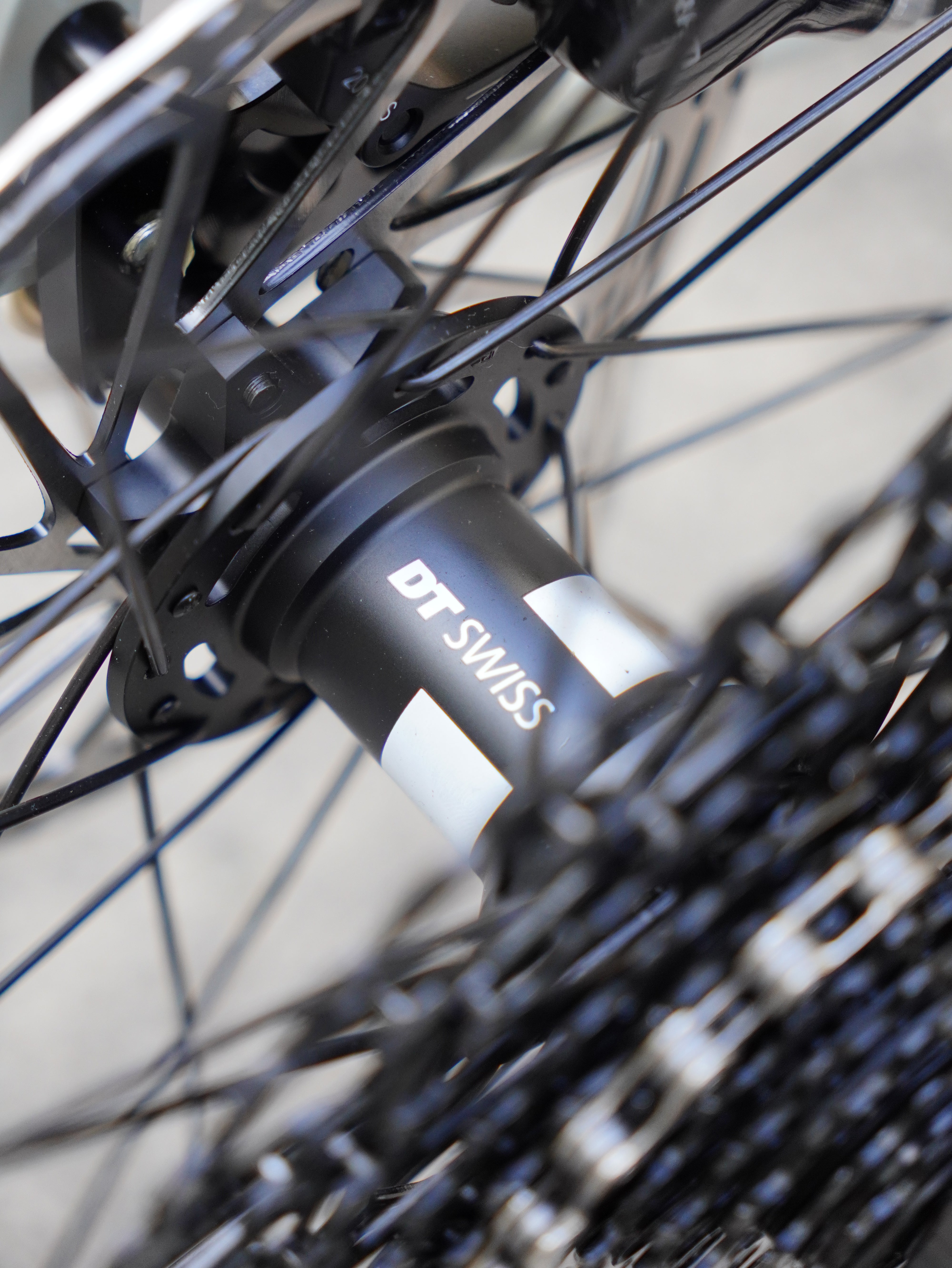 Omnium MINI-MAX V3 WiFi APEX1 Complete Wheel, Large - Glorious Gray