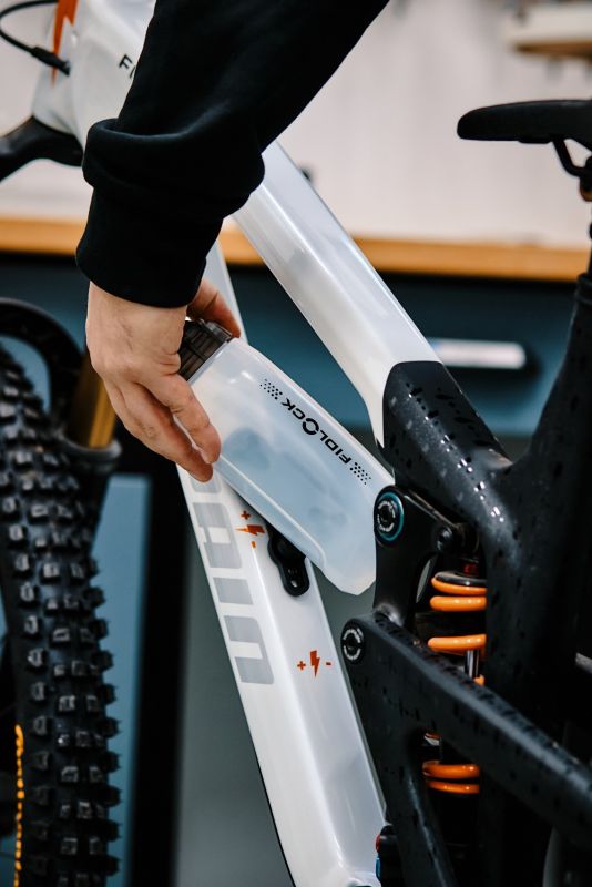 Fidlock Twist Bottle Connector - Connettore Per Bottiglie Da Bici, Adatto A Tutte Le Bottiglie TWIST - Foto 2