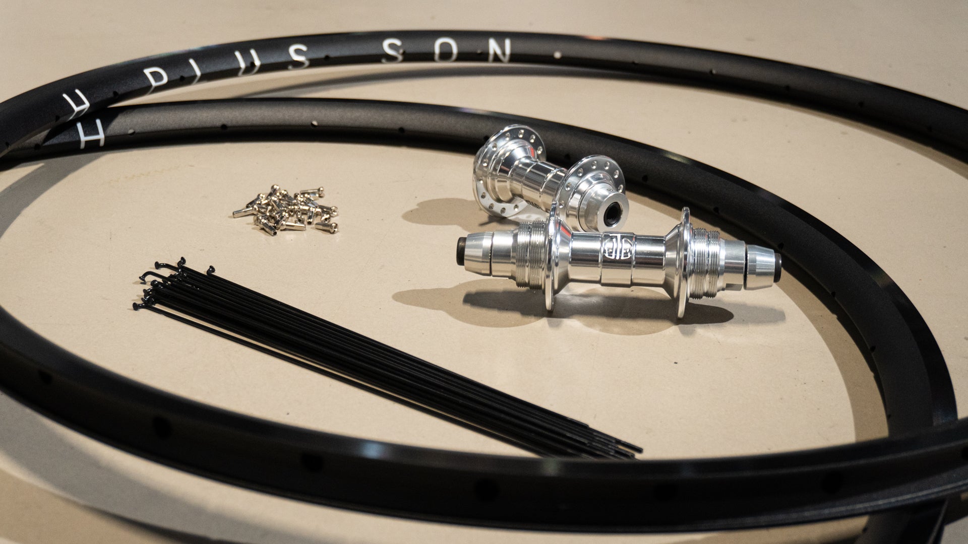 H+Son Archetype x BLB KING HUB Track wheelset Black/Silver, 32 holes