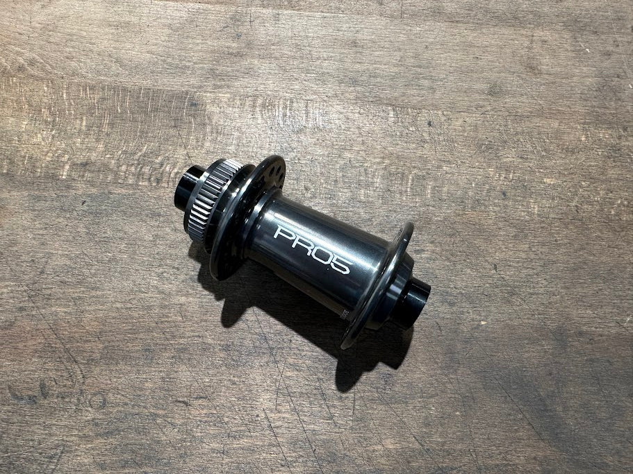 HOPE PRO5 Vorderradnabe, Centerlock, 12x100 TA - Smoke