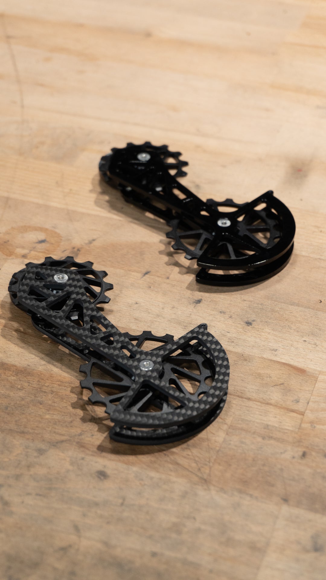 Nova Ride Carbon Rear Derailleur Cage, Ceramic OSPW for Shimano 105, 12s (R7150)