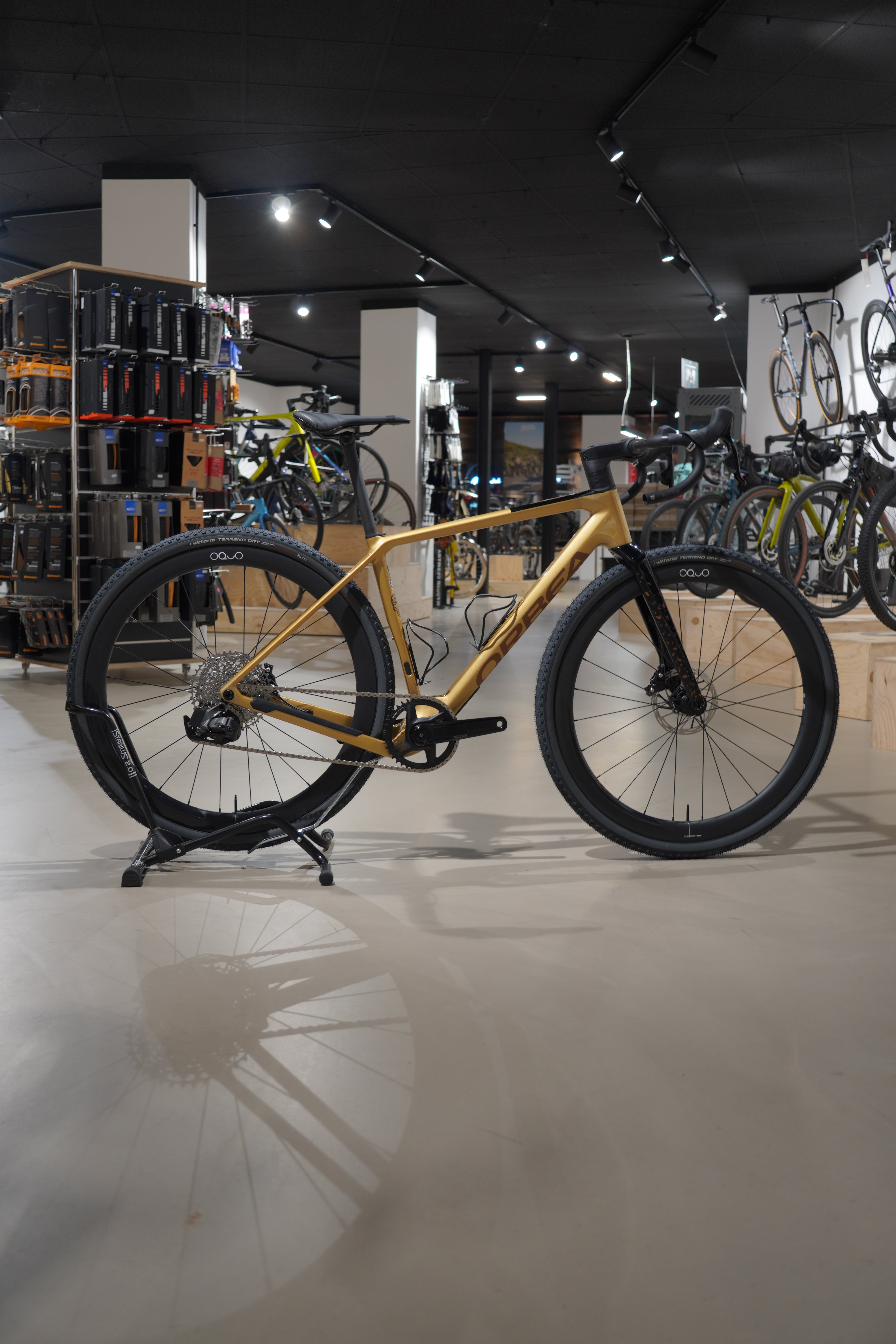 Orbea TERRA M31eTEAM, SRAM Rival AXS Carbon, MyO