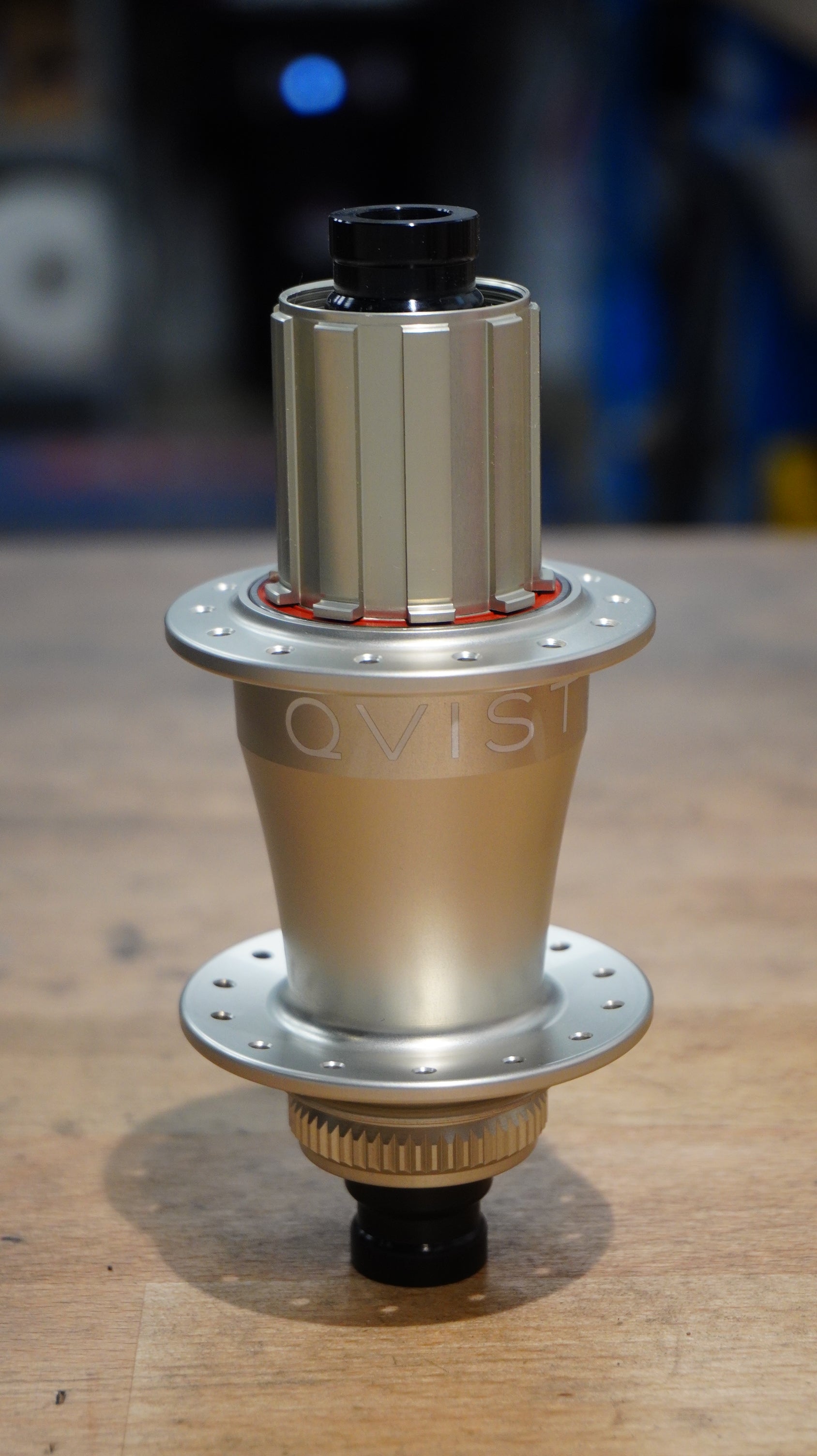 QVIST rear hub, Centerlock, 12x142mm - Silver