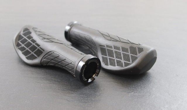 SM-Parts Ergo Gel Lock-on Griffe - Schwarz
