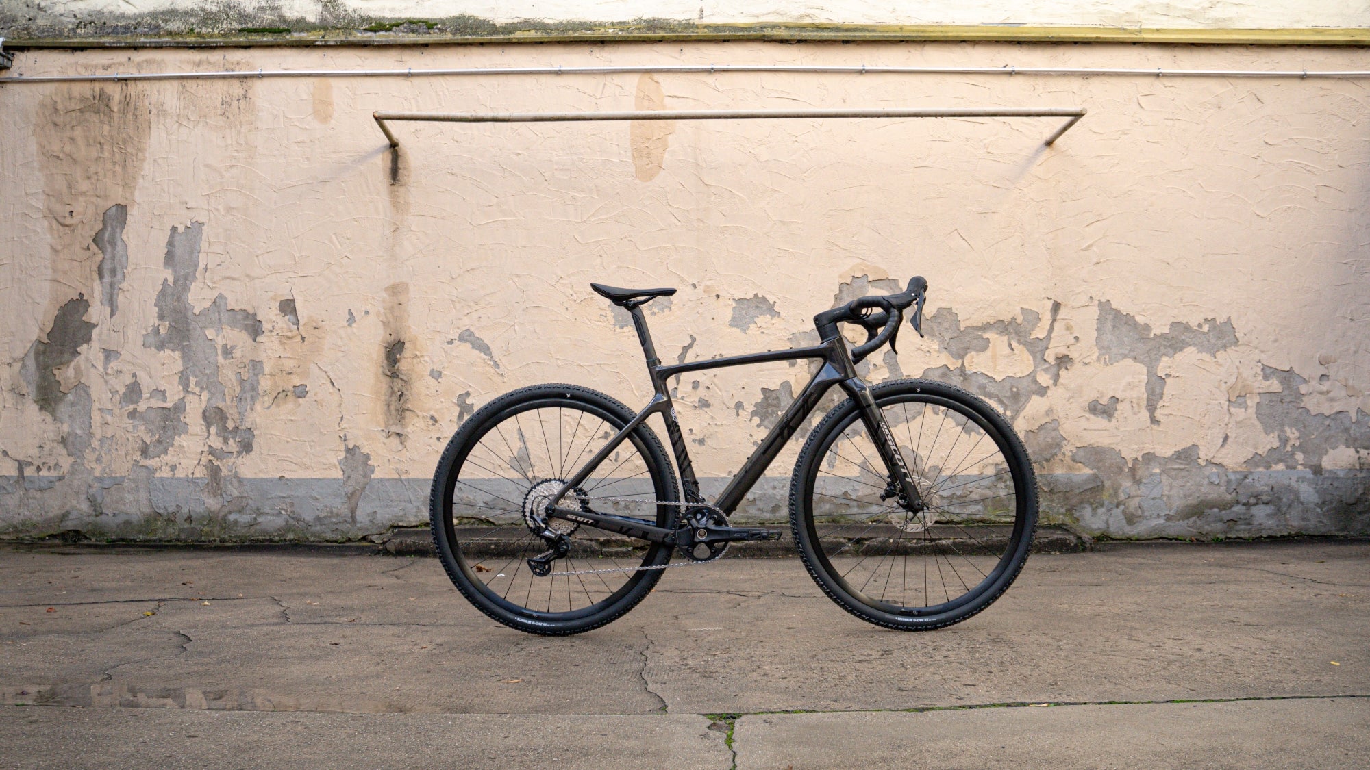 Scott Addict Gravel 30 - Carbon Black