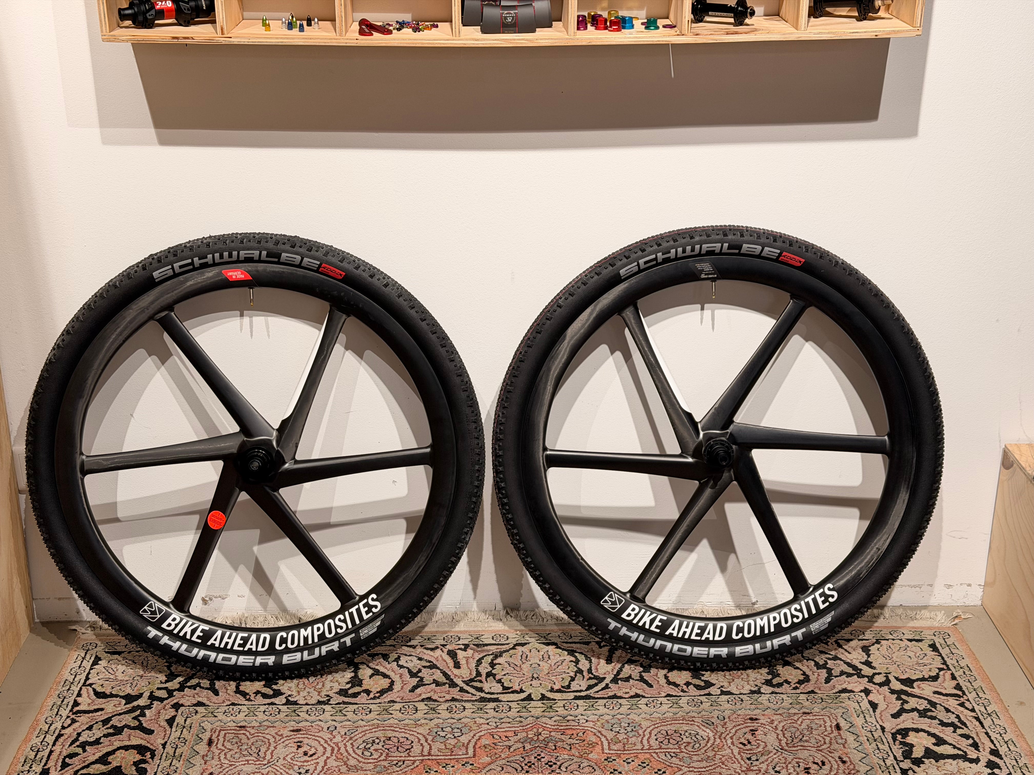 Bike Ahead Composites BITURBO GRAVEL AERO, Carbon 6-Speichen Laufräder