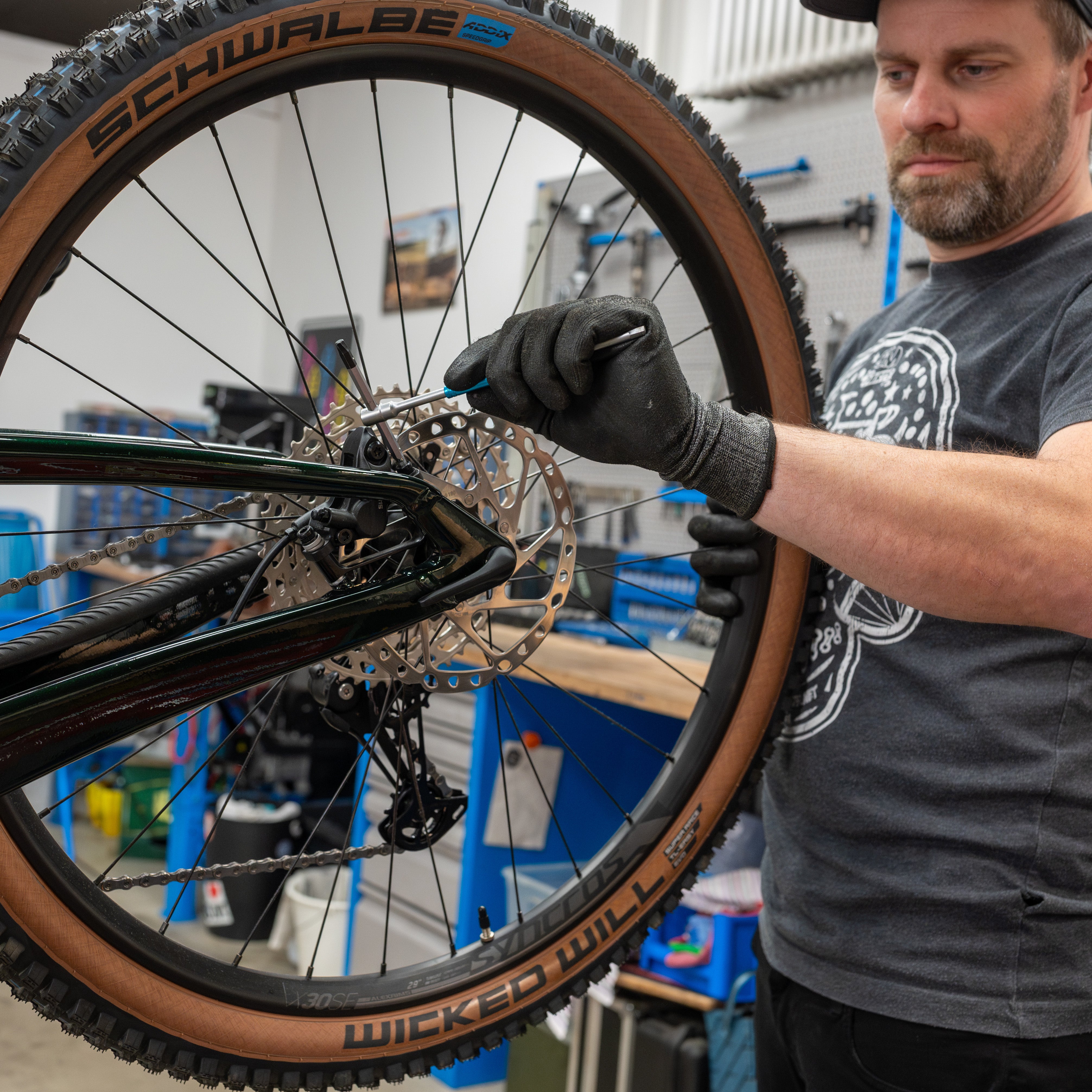 Bremsen Fahrrad Service buchen SMParts Termin