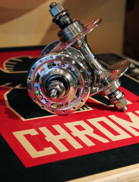 Suzue Promax Track Hochflansch Hinterradnabe