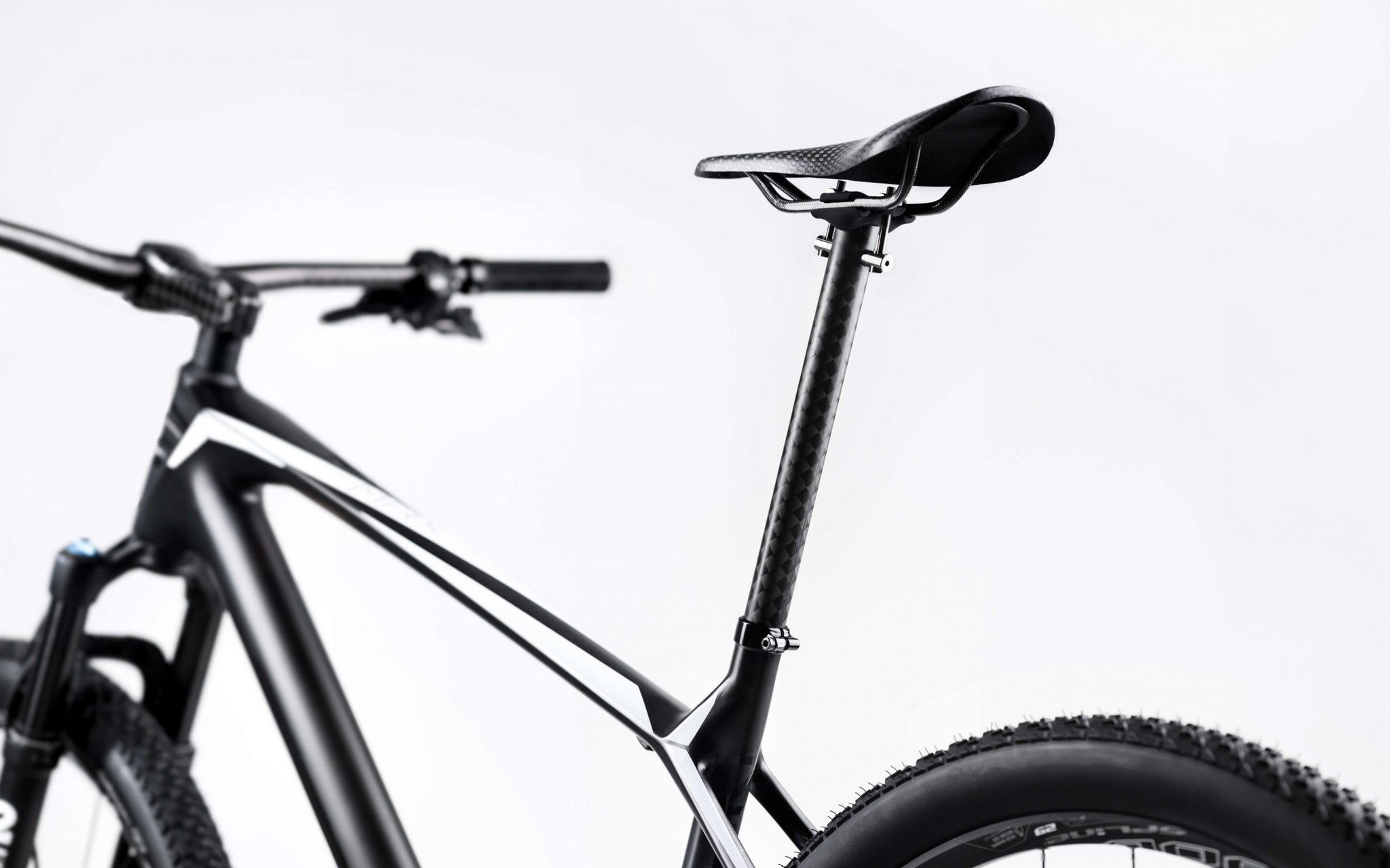 BEAST Components SEATPOST Straight Sattelstütze Carbon, SQUAREFinis