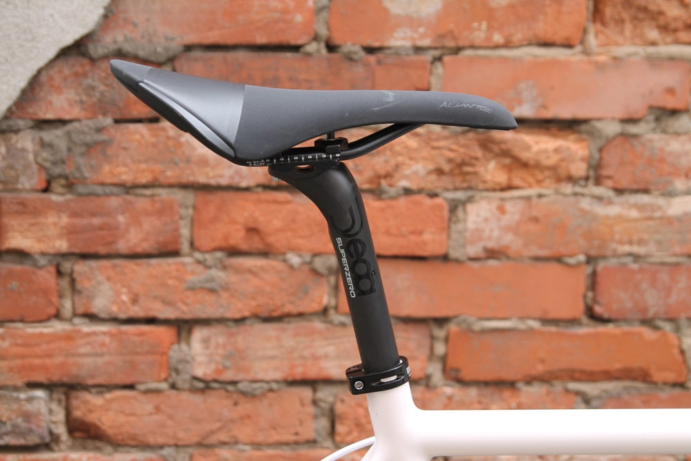 Deda Superzero Carbon Sattelstütze - BOB