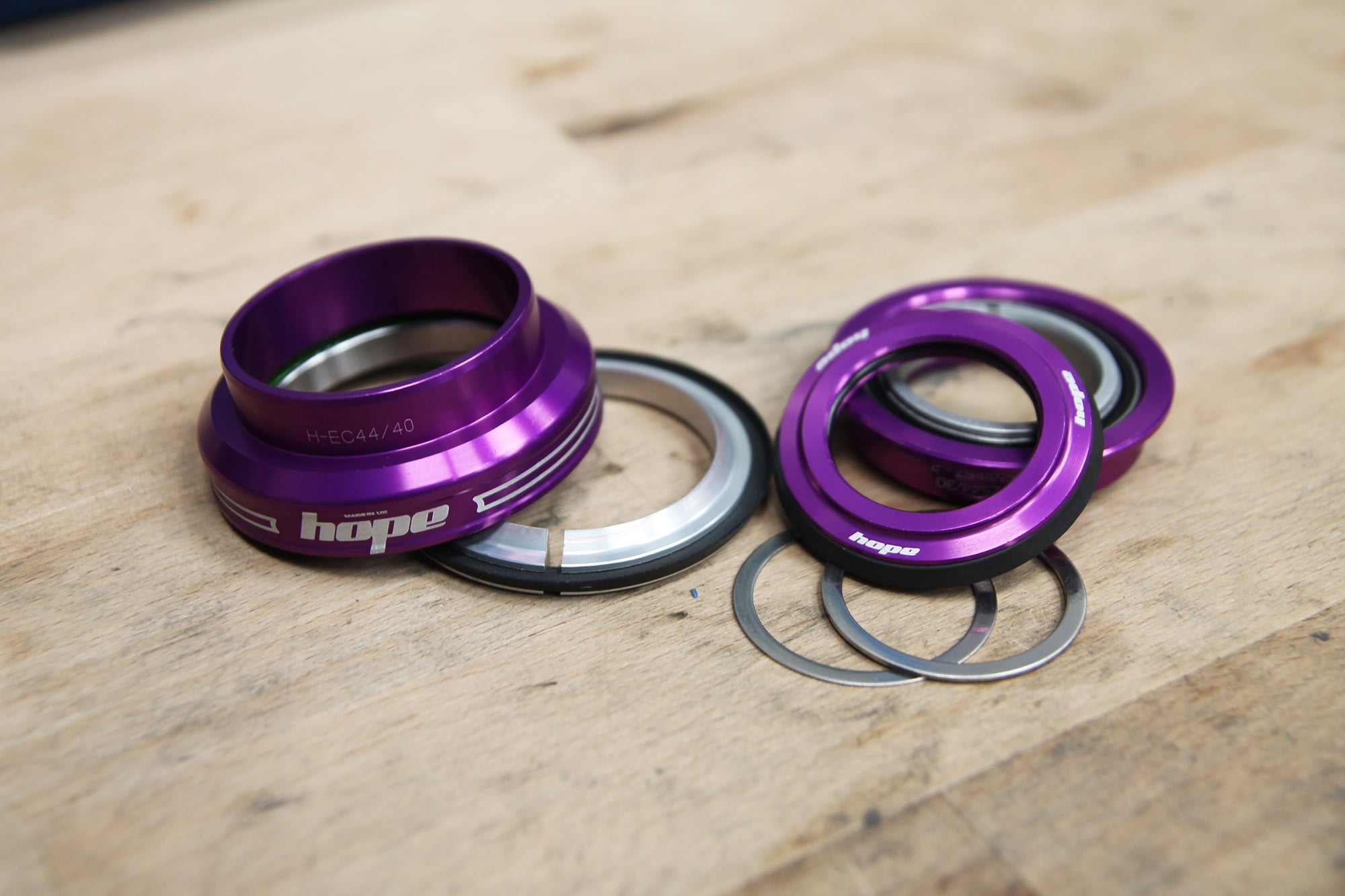 HOPE Pick N Mix tapered Steuersatz 1 1/8" - 1.5" | ZS44/28.6 | EC44/40 - Lila