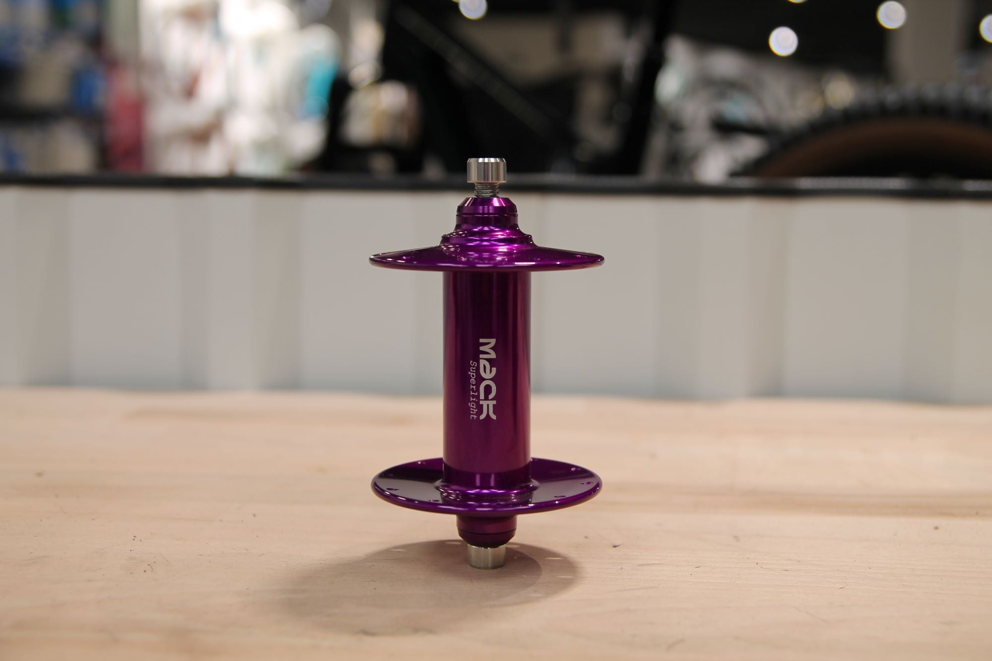 MACK HUBS Superlight Track Vorderrad Nabe Hochflansch - Farbig