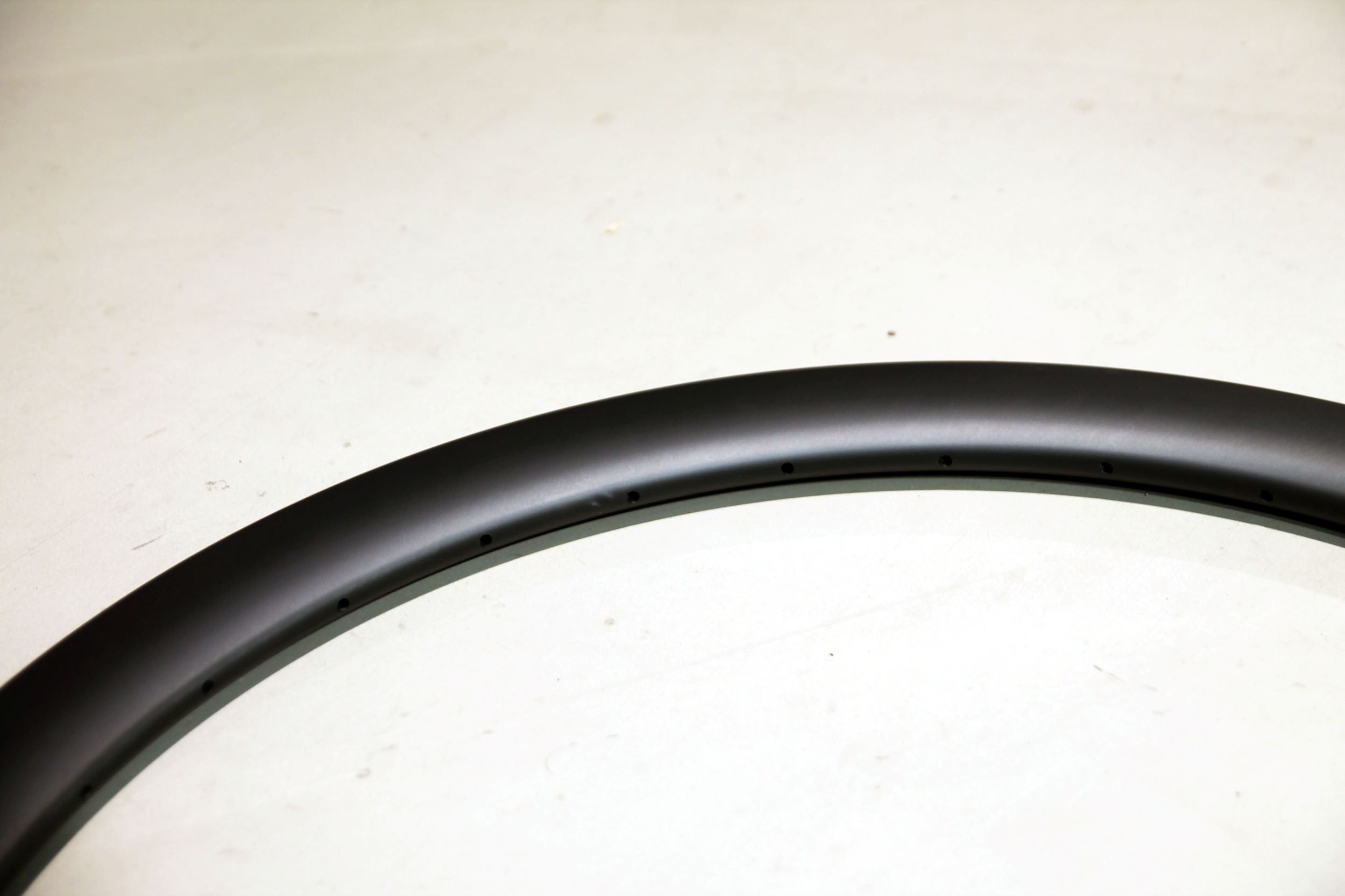 SMParts. Force 45, T700 Clincher TLR Carbon Felge UD Matt, 700c 28"