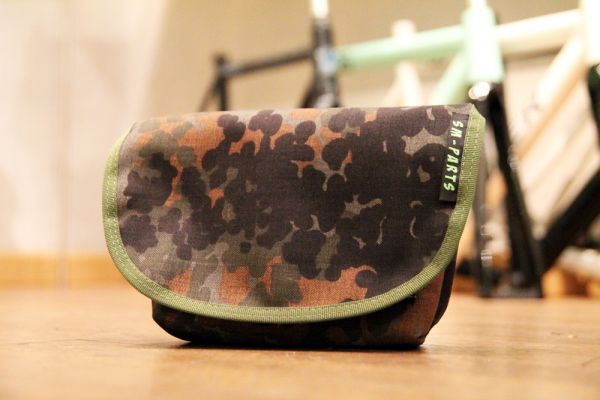 Bagaboo x SM-Parts Hip Pouch Klein - Flecktarn