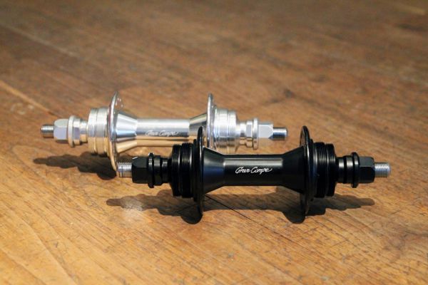 Dia-Compe Low Flange Hinterradnabe