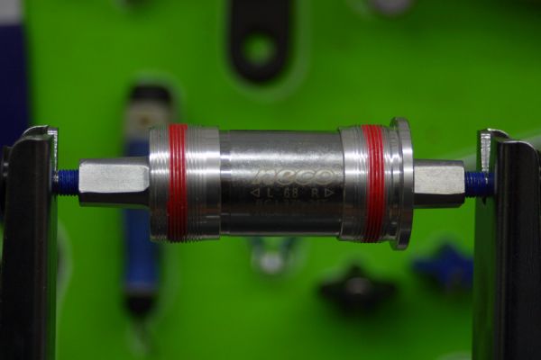 Neco Kompakt-Innenlager ITA-Gewinde / Aluminium 103mm