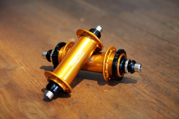 MACK HUBS Superlight Track Hinterrad Nabe Niederflansch - Farbig