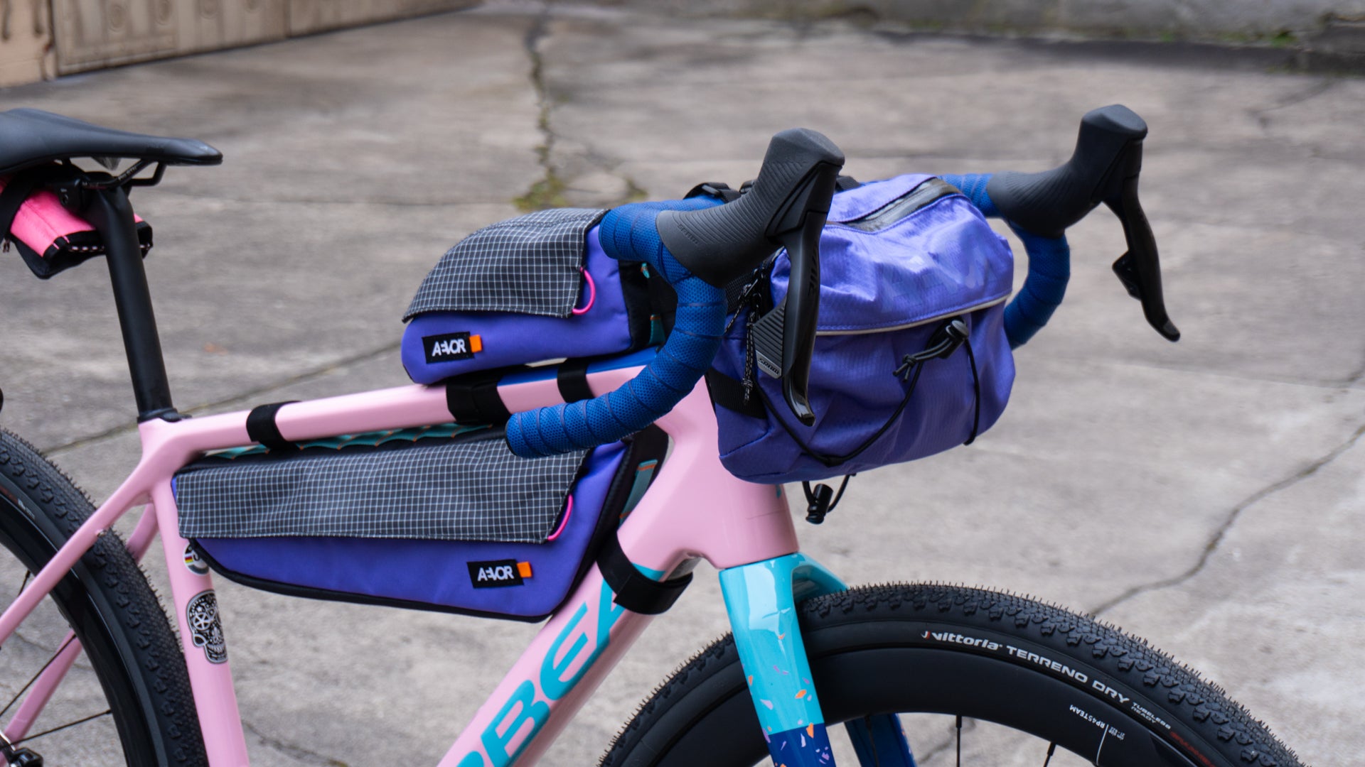 AEVOR UBG Frame Pack Medium 90s - Purple