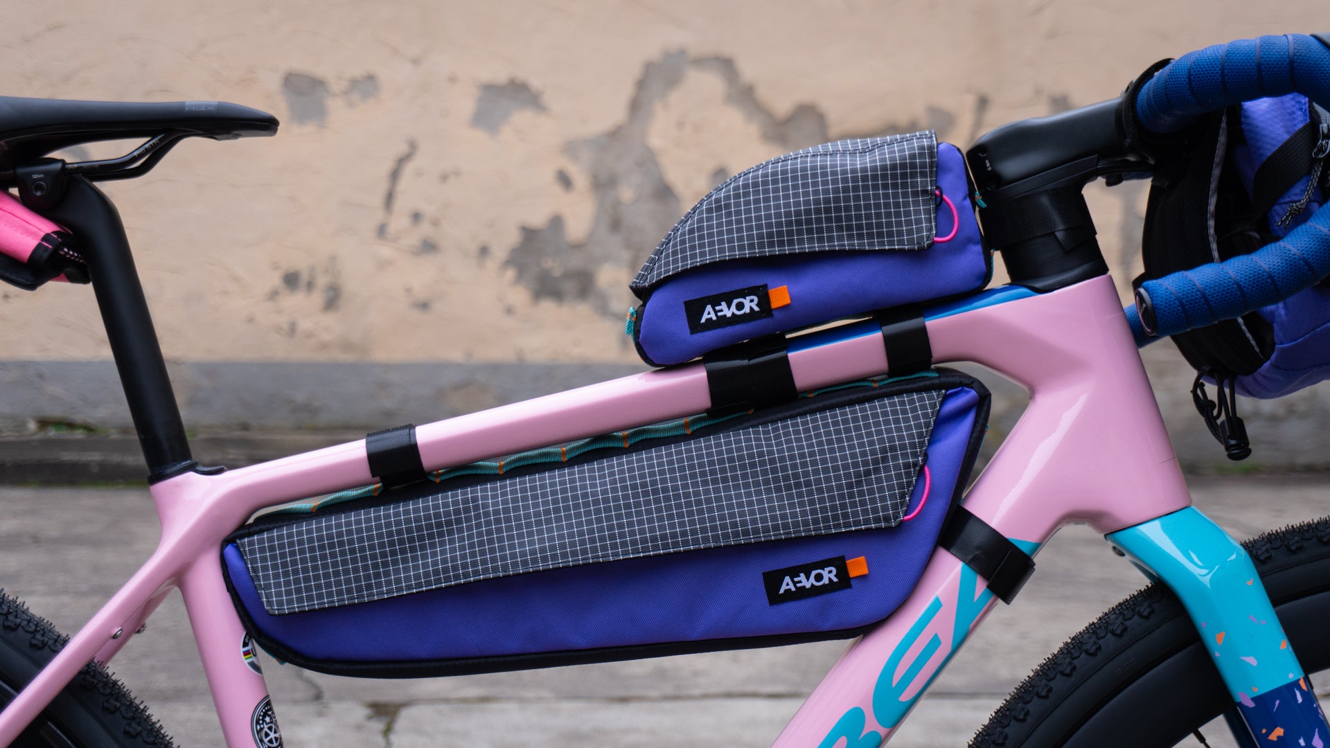 AEVOR UBG Frame Pack Medium 90s - Purple