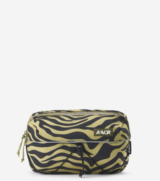 AEVOR Bar Bag Lenkertasche - Tropical Zebra