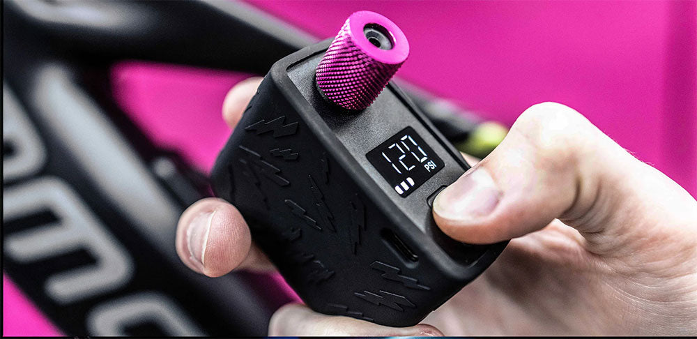 Muc Off Airmach Electric Mini Pro Inflator, Mini Pumpe