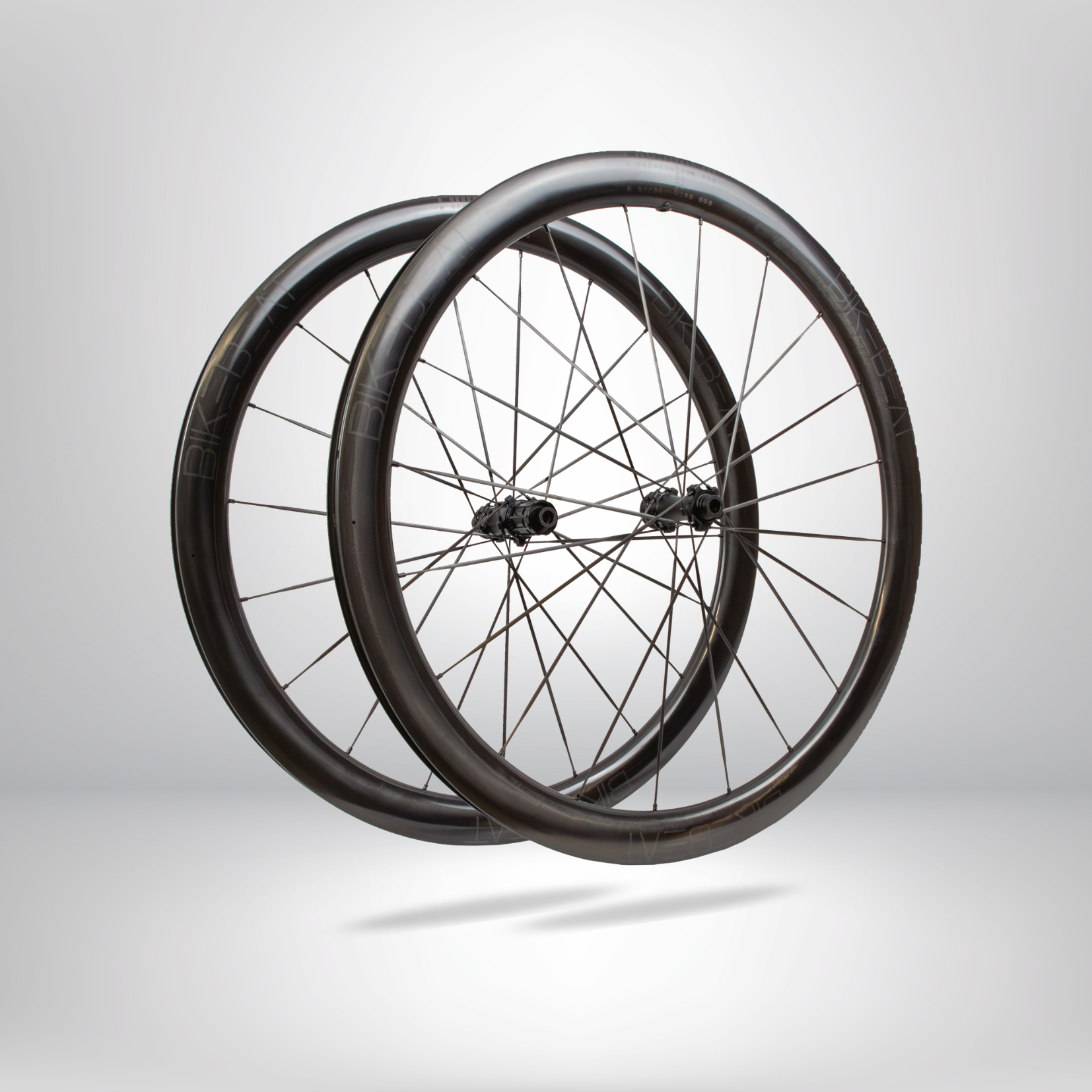 BIKEBEAT Maßstab EVO Hyperlight 45mm Carbon Laufrad-Satz - NUR 970 GRAMM