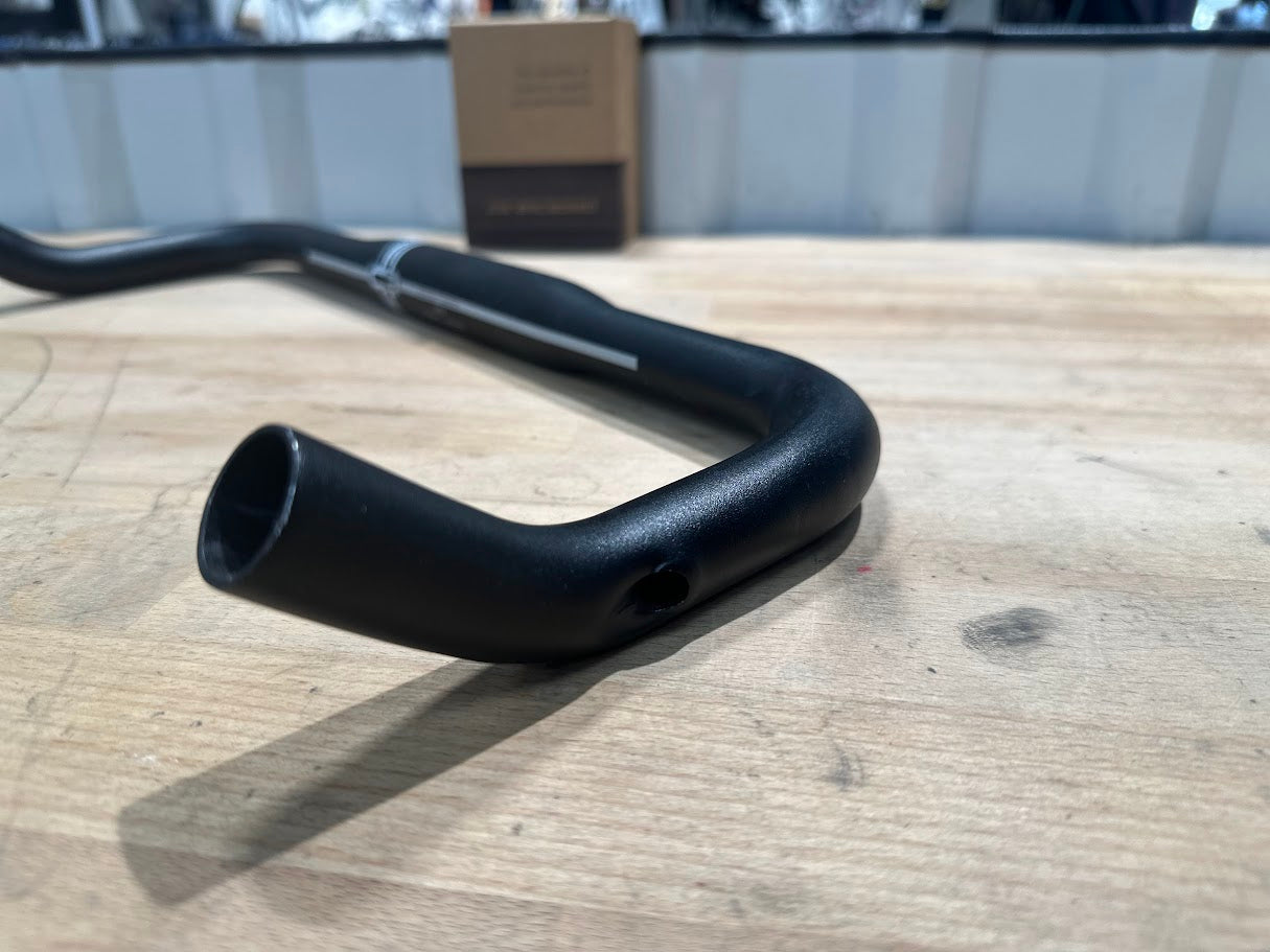 Cannondale C3 Bullhorn Lenker, 31,8 mm | 400mm - Schwarz