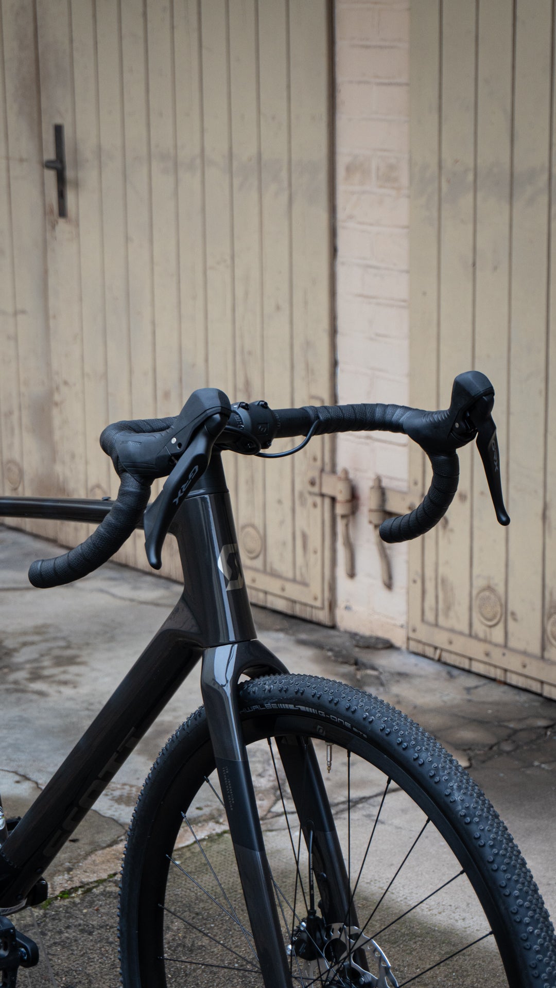 Scott Addict Gravel 40 - Python Black