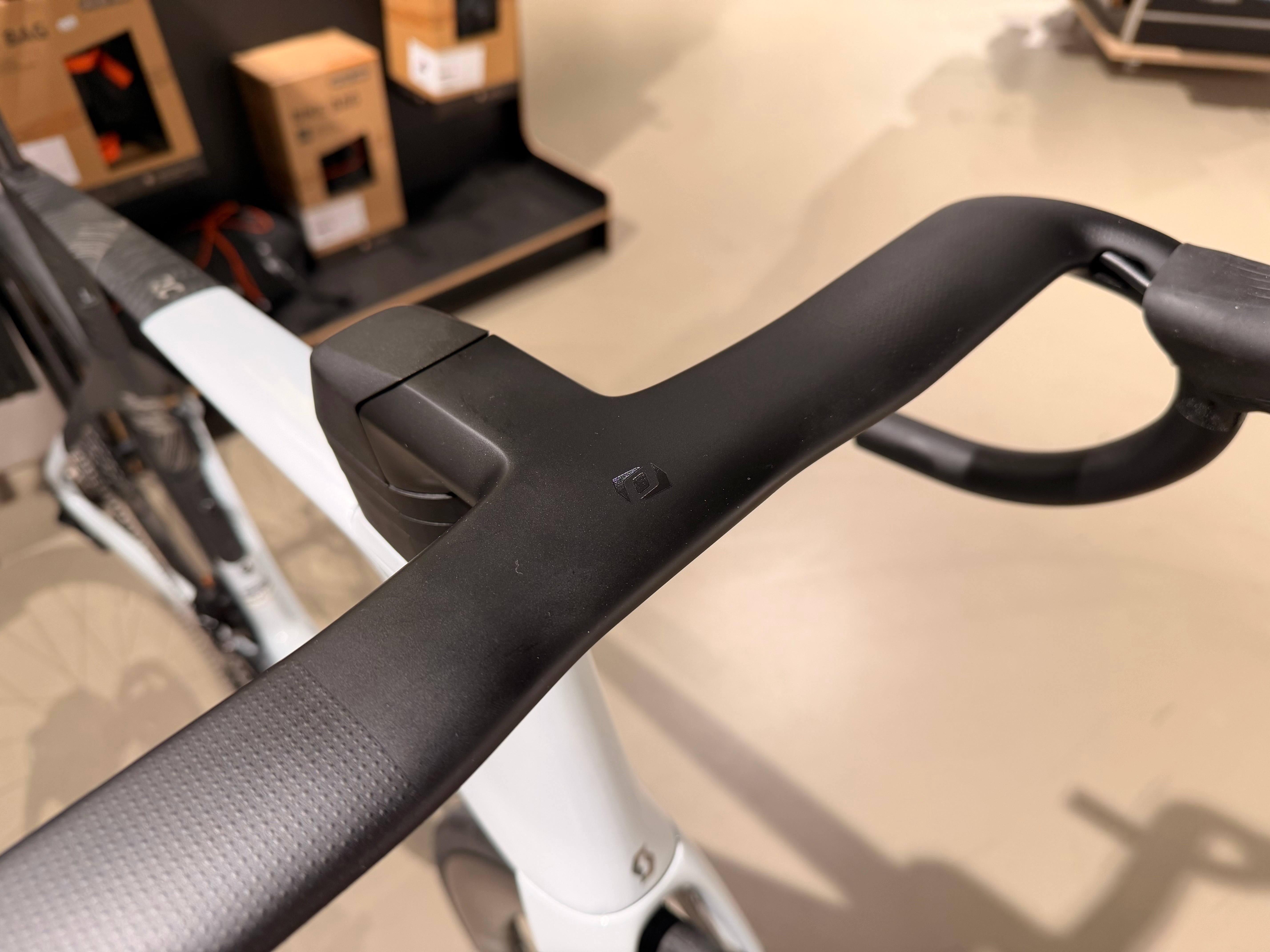 Syncros Creston iC SL Aero Integrated Cockpit - 400/110mm