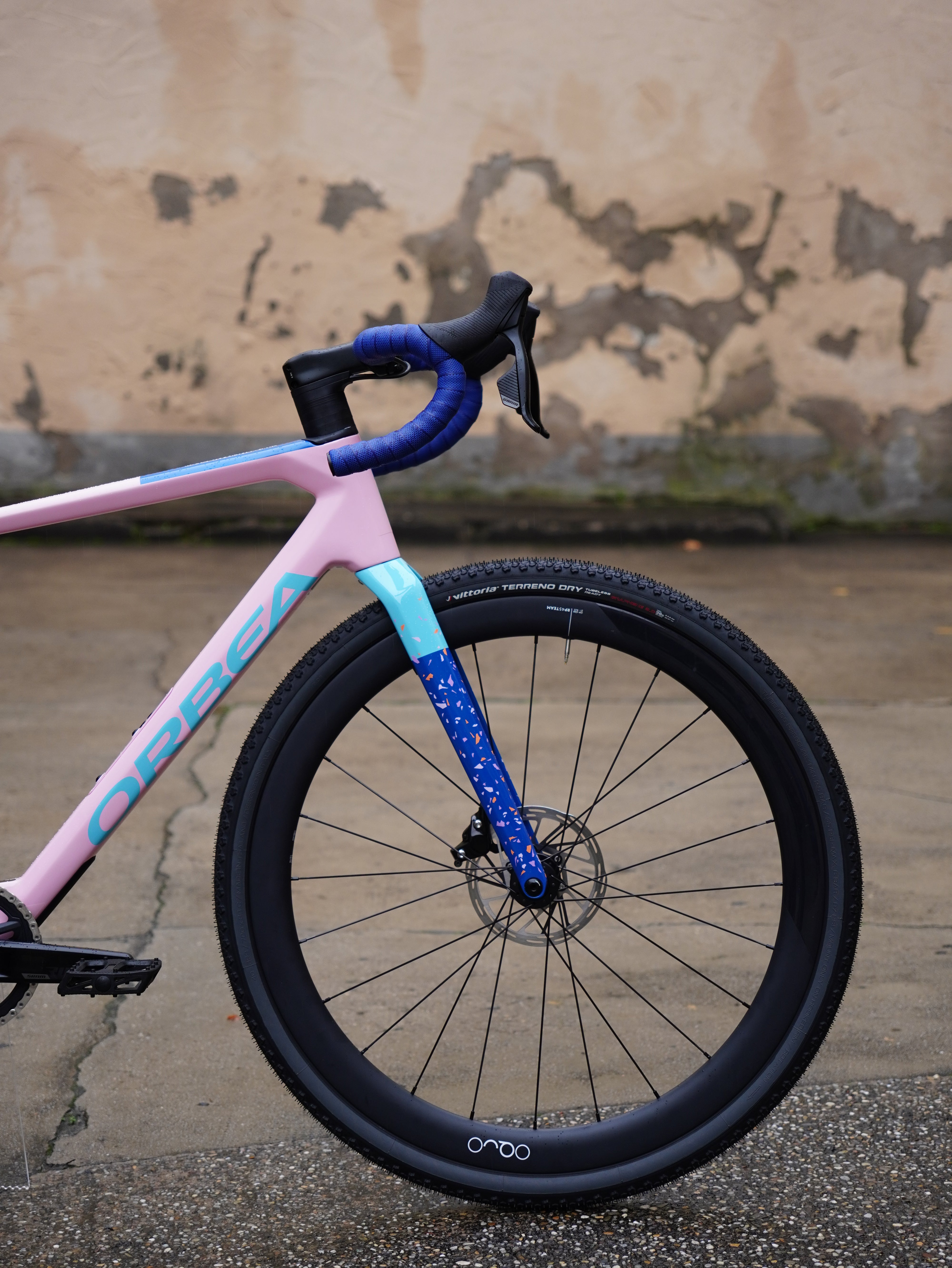 Orbea TERRA M31eTEAM 1x Carbon, MyO Pink/Blue/White - Medium