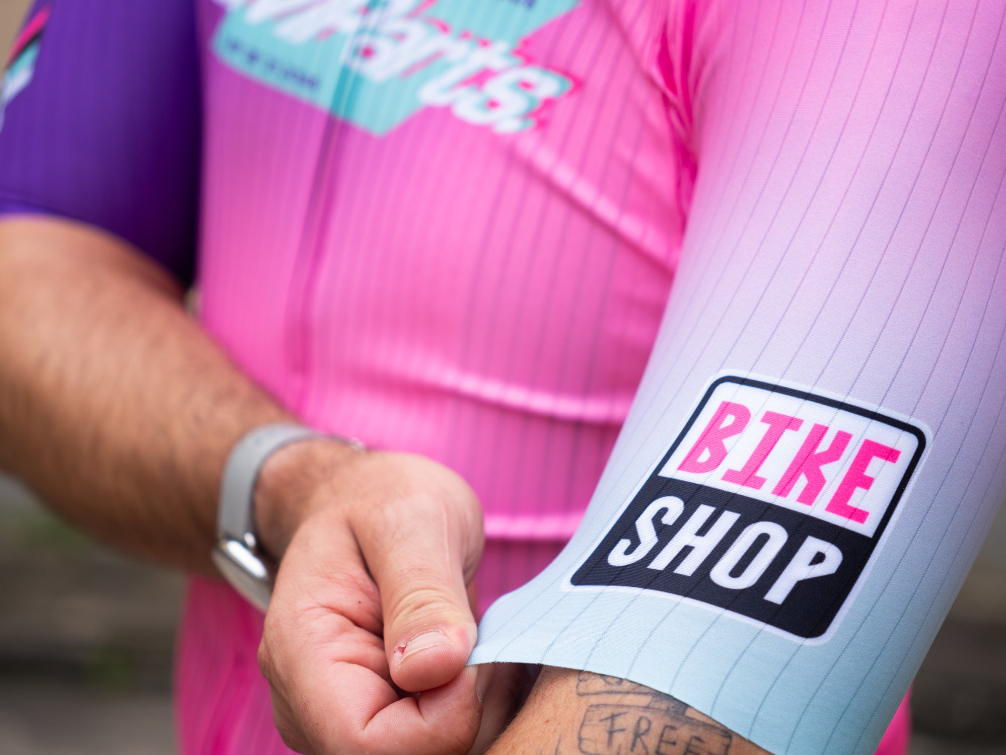 SMParts. Aero Race Kurzarm Trikot - Purple/Pink