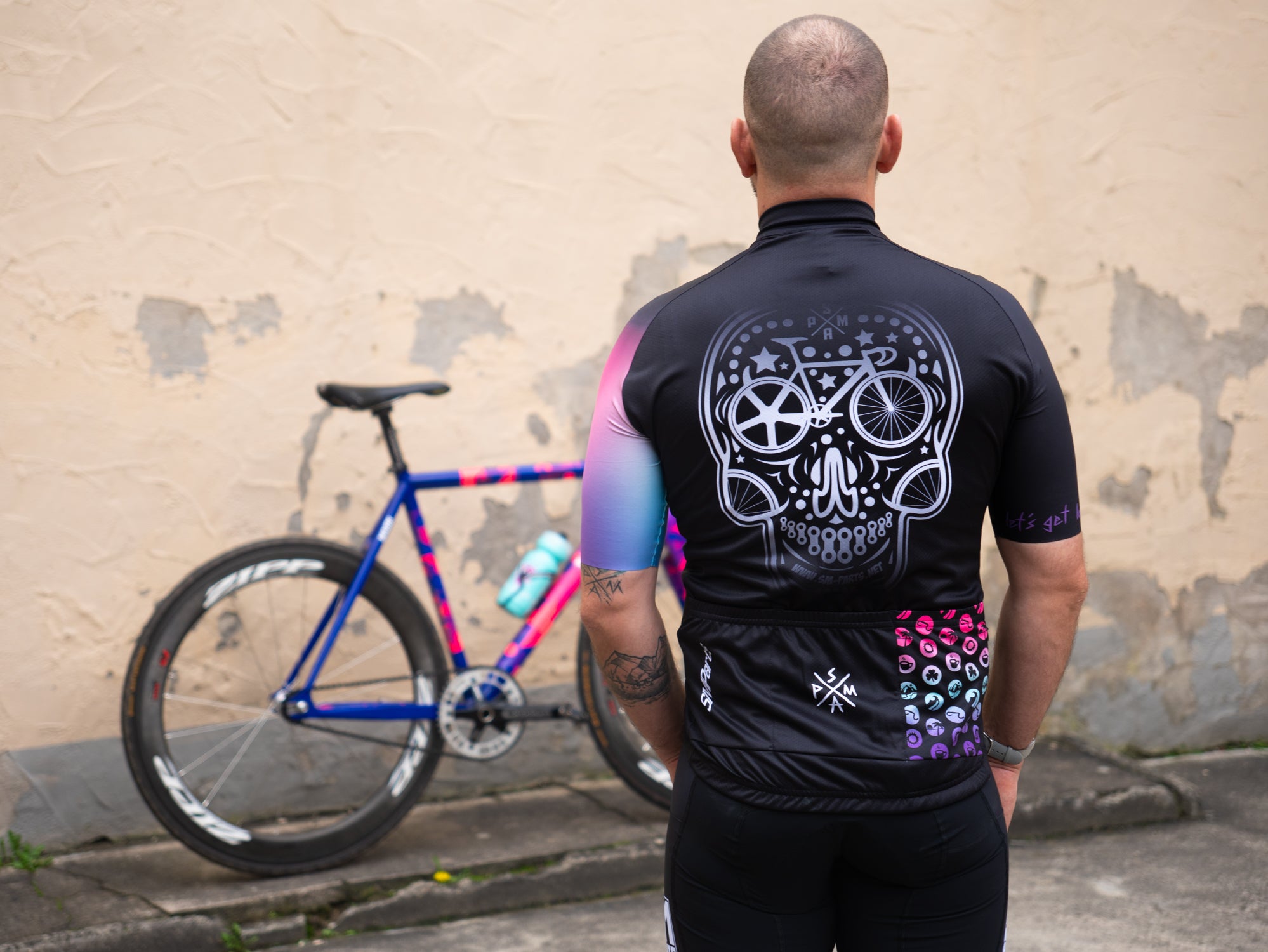 SMParts. Essential Kurzarm Trikot - Black Glitch