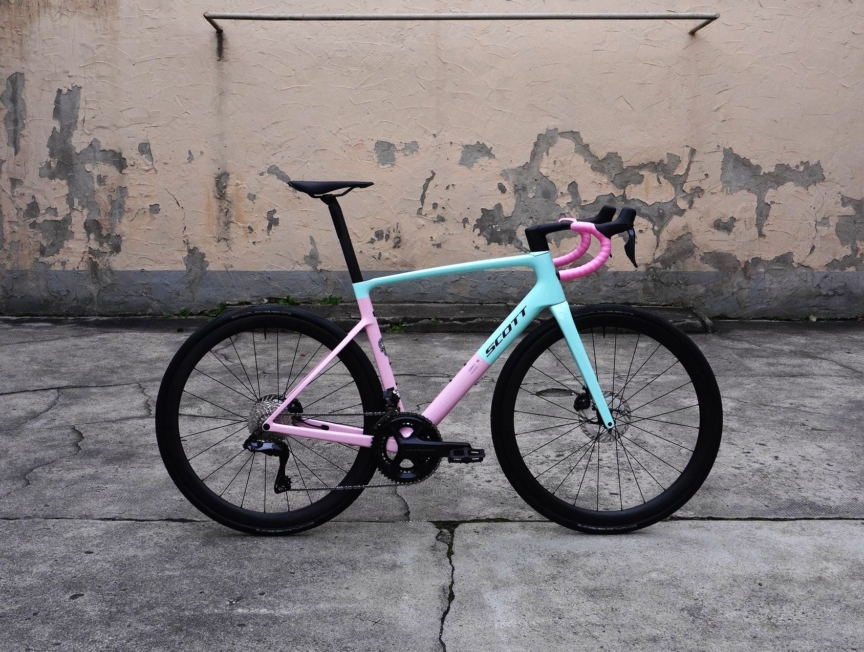 Scott Addict RC 10 Rennrad, Shimano Ultegra Di2 2x12 - Gelato Blue / Gelato Pink