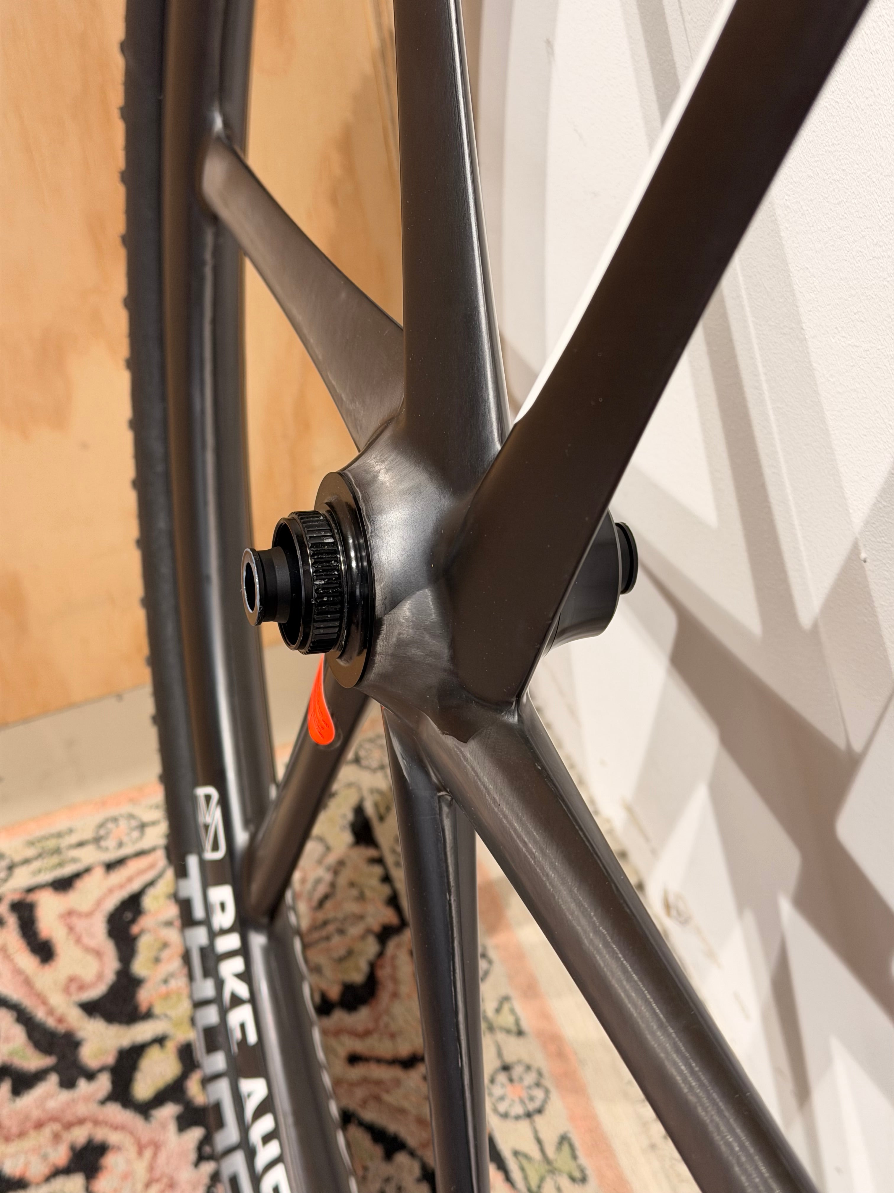 Bike Ahead Composites BITURBO GRAVEL AERO, Carbon 6-Speichen Laufräder