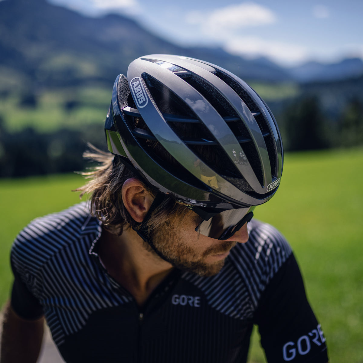 ABUS Aventor Helm, Dark Grey