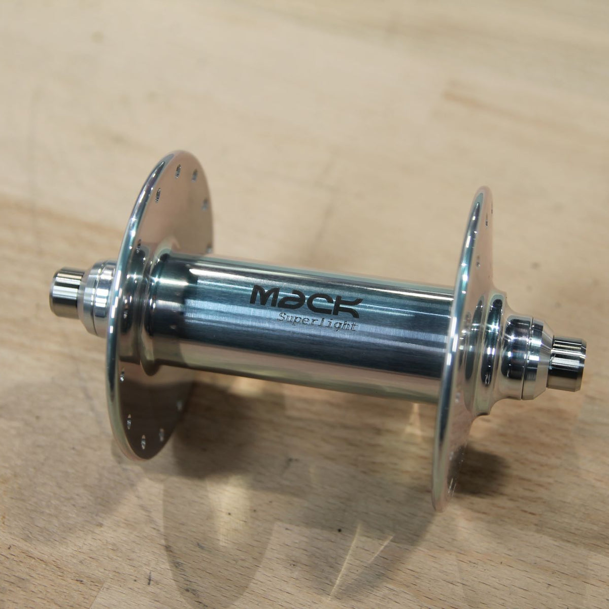 MACK HUBS Superlight Track Vorderrad Nabe Hochflansch, Silber-Poliert