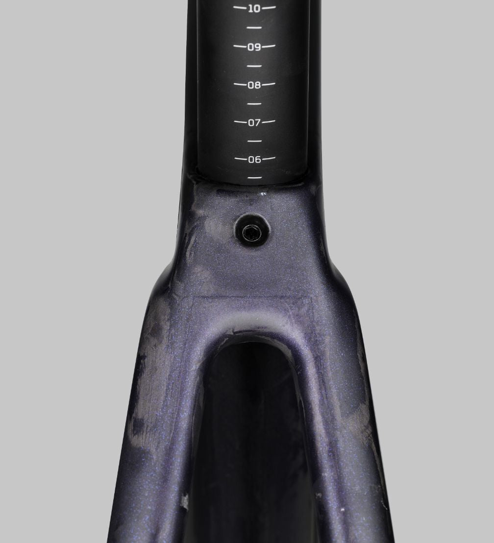 Orba ORCA M30i, Ivory White-Burgundy - Vulcano, 2024